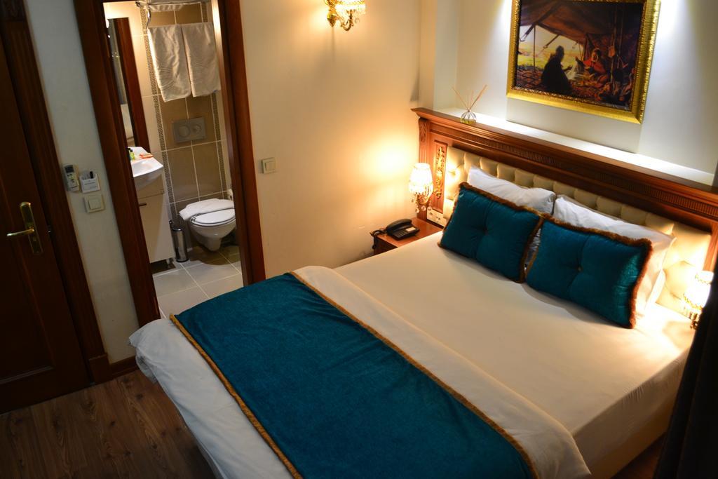 Blue Istanbul Suites Room photo