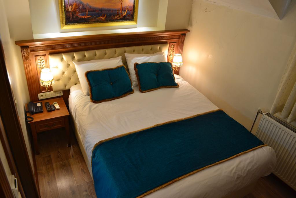Blue Istanbul Suites Room photo